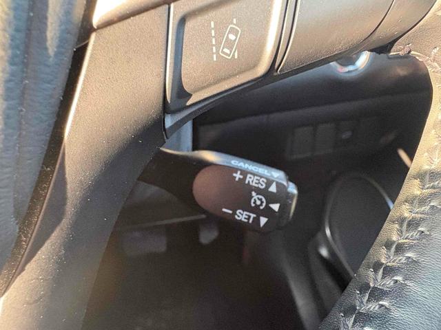 ハリアー プレミアム　モデリスタエアロ　ＪＢＬサウンド　メーカーナビ　バックカメラ　オートクルーズコントロール　レーンアシスト　パワーシート　ＴＶ　オートマチックハイビーム　オートライト　ＬＥＤヘッドランプ　電動リアゲート（31枚目）