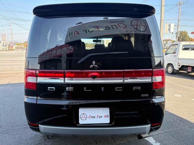 デリカＤ：５ Ｄ　パワーパッケージ　４ＷＤ　ＥＴＣ　ナビ　ＴＶ　オートクルーズコントロール　両側電動スライドドア　オートライト　ＨＩＤ　スマートキー　電動格納ミラー　シートヒーター　後席モニター　３列シート　ウォークスルー　ＡＴ（18枚目）