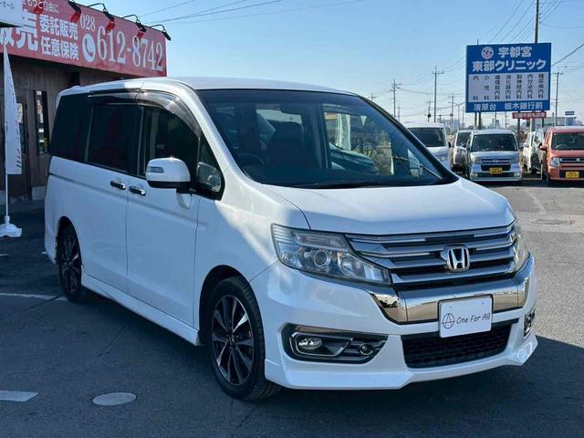 ステップワゴンスパーダ Ｚ　ＥＴＣ　バックカメラ　ナビ　ＴＶ　オートクルーズコントロール　両側電動スライドドア　ＨＩＤ　アイドリングストップ　電動格納ミラー　３列シート　ＣＶＴ　アルミホイール　ＣＤ　ＤＶＤ再生　ＵＳＢ（12枚目）