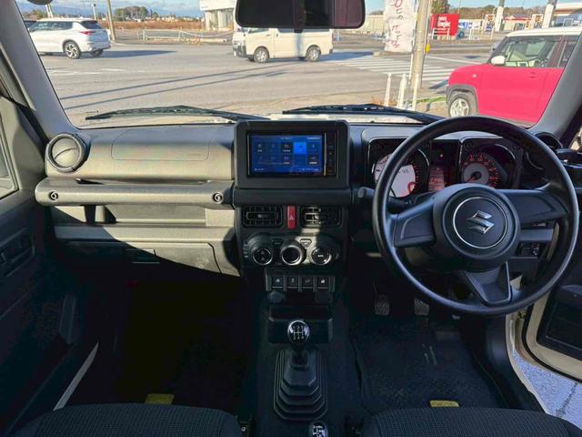 ジムニーシエラ ＪＬ　４ＷＤ　ＥＴＣ　バックカメラ　ナビ　ＴＶ　オートライト　アルミホイール　スマートキー　電動格納ミラー　シートヒーター　ＭＴ　盗難防止システム　衝突安全ボディ　ＣＤ　ＵＳＢ　ミュージックプレイヤー接続可（2枚目）