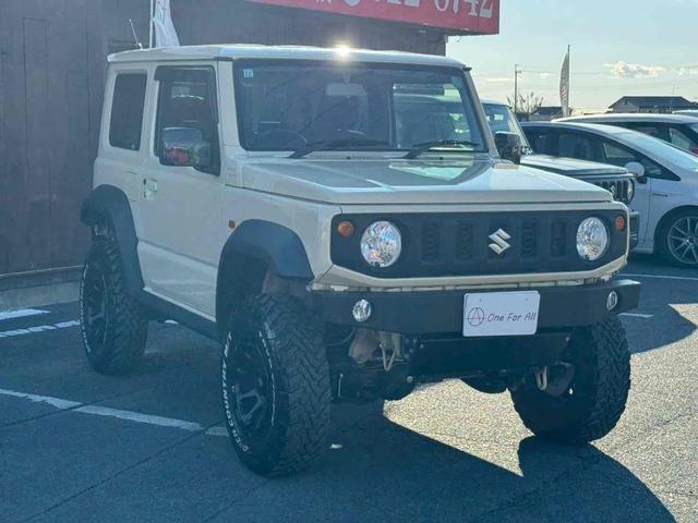 ジムニーシエラ ＪＬ　４ＷＤ　ＥＴＣ　バックカメラ　ナビ　ＴＶ　オートライト　アルミホイール　スマートキー　電動格納ミラー　シートヒーター　ＭＴ　盗難防止システム　衝突安全ボディ　ＣＤ　ＵＳＢ　ミュージックプレイヤー接続可（13枚目）