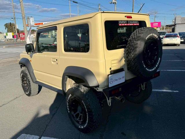 ジムニーシエラ ＪＬ　４ＷＤ　ＥＴＣ　バックカメラ　ナビ　ＴＶ　オートライト　アルミホイール　スマートキー　電動格納ミラー　シートヒーター　ＭＴ　盗難防止システム　衝突安全ボディ　ＣＤ　ＵＳＢ　ミュージックプレイヤー接続可（17枚目）