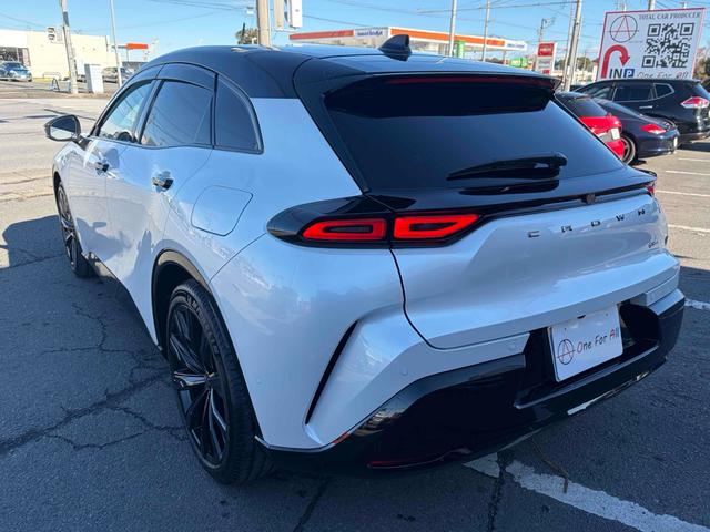 クラウンスポーツ Ｚ　４ＷＤ　クリアランスソナー　オートクルーズコントロール　レーンアシスト　パワーシート　衝突被害軽減システム　ナビ　ＴＶ　オートライト　ＬＥＤヘッドランプ　電動リアゲート　アルミホイール　スマートキー（17枚目）