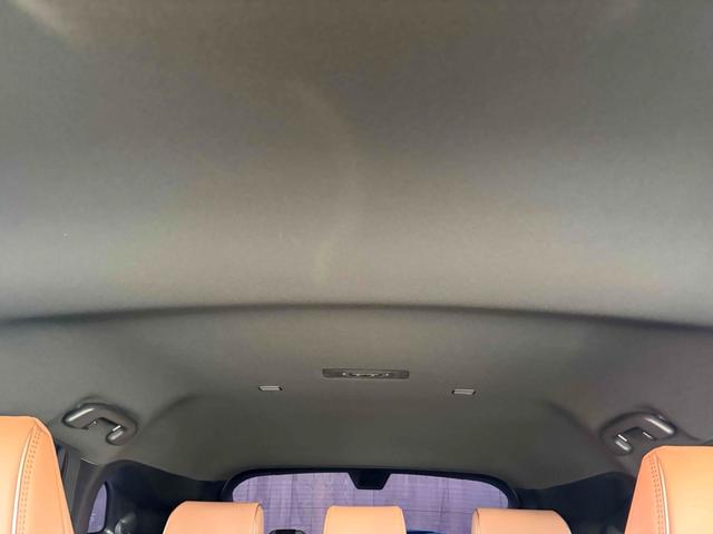 クラウンスポーツ Ｚ　４ＷＤ　クリアランスソナー　オートクルーズコントロール　レーンアシスト　パワーシート　衝突被害軽減システム　ナビ　ＴＶ　オートライト　ＬＥＤヘッドランプ　電動リアゲート　アルミホイール　スマートキー（36枚目）