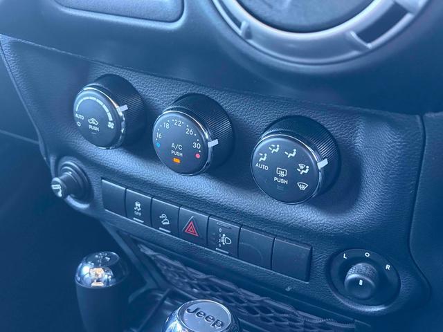 �C���ɍ��킹�Ē����I�ɑ��삷�邱�ƂŁA�ԓ������ł����K�ɕۂĂ܂��B