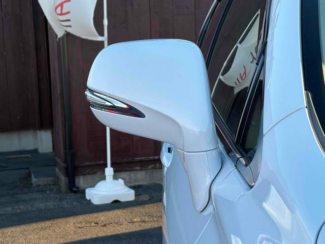 ご覧頂きまして誠に有難うございます！！是非ご来店して頂き、実際にご覧になって頂ければと思います。お客様からのご連絡をスタッフ一同、心よりお待ちしております