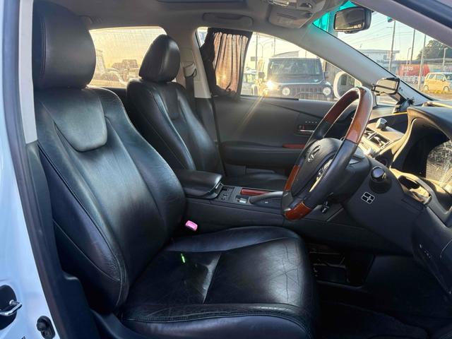 この度は当店のお車をご覧になっていただき、誠にありがとうございます。ぜひじっくりとご検討下さい。気軽にお問合せ・お見積りお待ちしております。