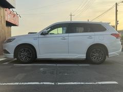 アウトランダーＰＨＥＶ Ｓエディション　サンルーフ　１５００Ｗ給電　Aftermarketナビ　Ｂｌｕｅｔｏｏｔｈ 0404447A30240428W003 3