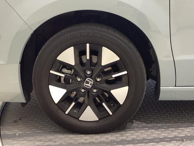 ステップワゴン e:HEVエアー 雹害(17枚目)