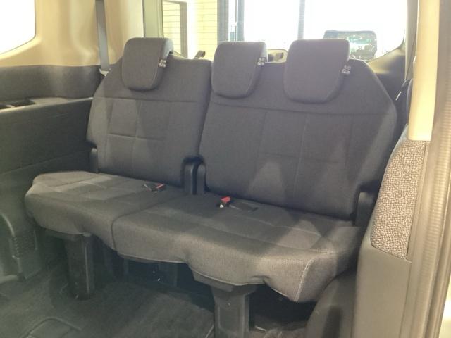 ステップワゴン e:HEVエアー 雹害(38枚目)