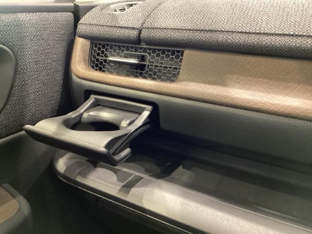 ステップワゴン e:HEVエアー 雹害(57枚目)