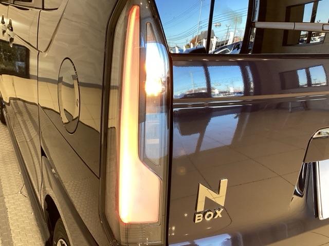 Ｎ－ＢＯＸカスタム コーディネートスタイル（12枚目）