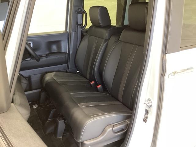 Ｎ－ＢＯＸカスタム コーディネートスタイル（30枚目）