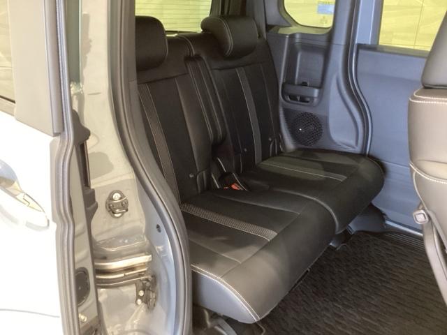 Ｎ－ＢＯＸカスタム コーディネートスタイル（37枚目）