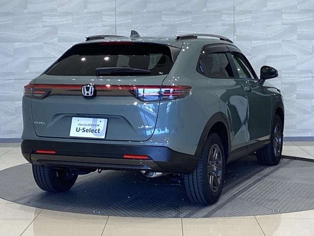 ヴェゼル e:HEVX・HuNTパッケージ 雹害車(8枚目)