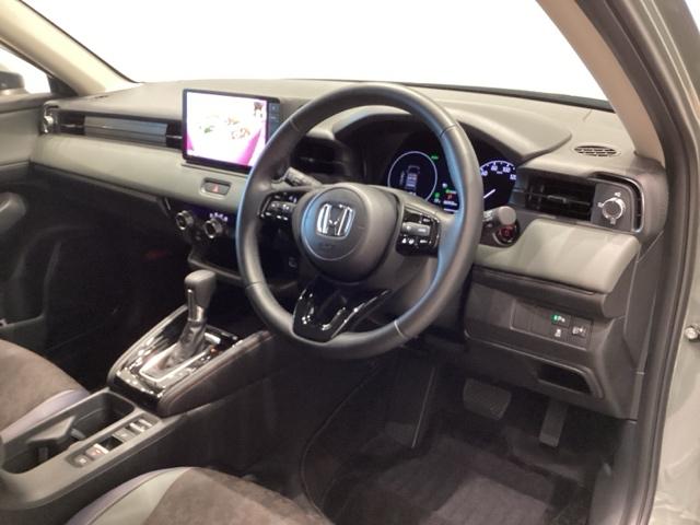 ヴェゼル e:HEVX・HuNTパッケージ 雹害車(47枚目)