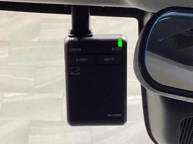 ヴェゼル ｅ：ＨＥＶＸ・ＨｕＮＴパッケージ（35枚目）