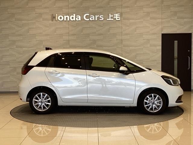 フィット e:HEVホーム(4枚目)