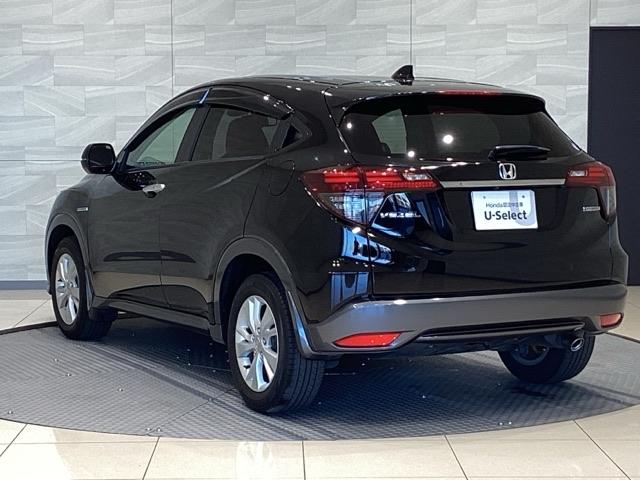 ヴェゼル ハイブリッドＸ・ホンダセンシング　雹害車（9枚目）