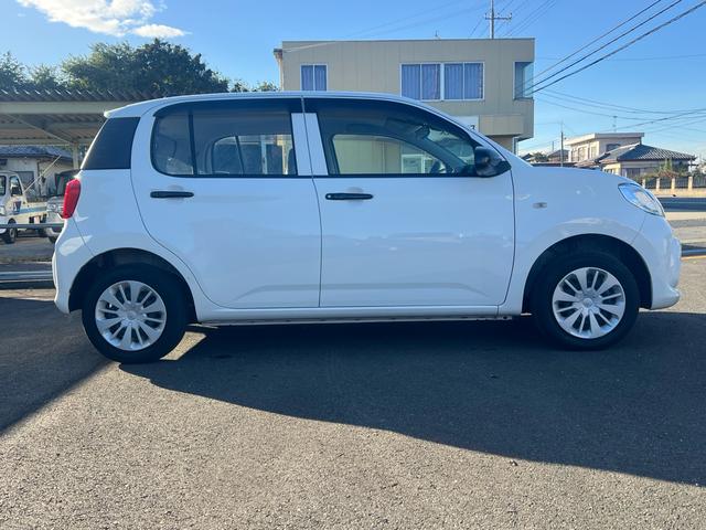 パッソ X S 4WD スマートキー アイドリングストップ スマートアシスト プッシュススタート 障害物センサー オートハイビーム ETC(11枚目)