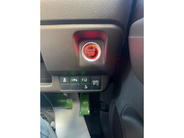 N-WGN Gホンダセンシング 5000km スマートキー アイドリングストップ オートハイビーム レーンアシスト パーキングセンサー(4枚目)