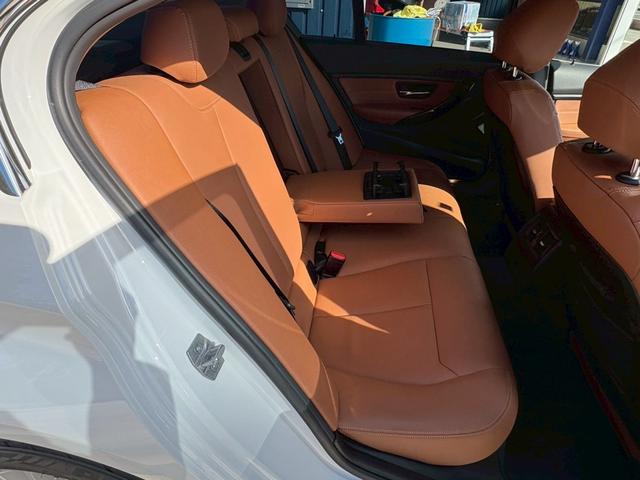 3シリーズ 320d ラグジュアリー(20枚目)