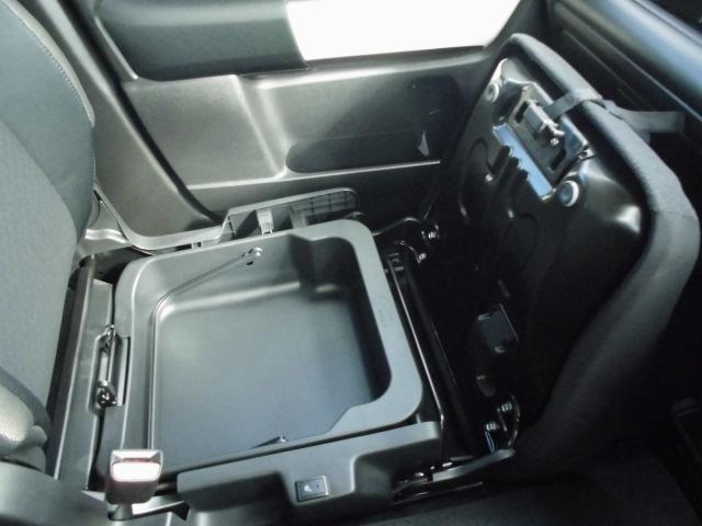 クロスビー ＨＹＢＲＩＤ　ＭＺ　ＭＮ７１Ｓ　８インチナビ　全方位カメラ（13枚目）