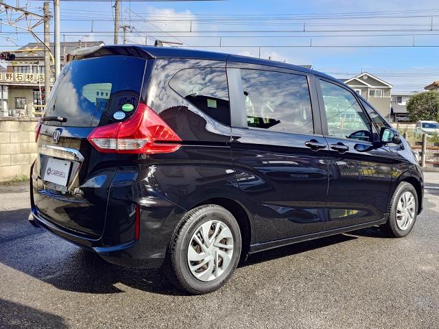 フリード Ｇ・ホンダセンシング　社外ナビＴＶ　バックカメラ　ホンダセンシング　衝突軽減　レーダークルーズ　レーンキープ　両側パワースライドドア　ＥＴＣ　スマートキー　ロールサンシェード　オートヘッドライト　６人乗り　１オーナー　禁煙（11枚目）