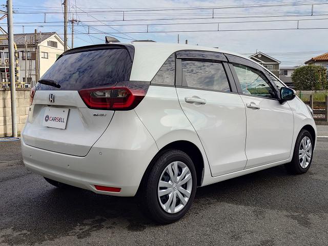 フィット e:HEVホーム 純正8型ナビTV バックカメラ ホンダセンシング 衝突軽減 レーダークルーズ レーンキープ ハーフレザーシート LEDヘッド オートハイビーム 前後コーナーセンサー スマートキー 前後ドラレコ 禁煙車(11枚目)