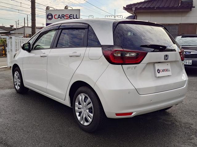 フィット e:HEVホーム 純正8型ナビTV バックカメラ ホンダセンシング 衝突軽減 レーダークルーズ レーンキープ ハーフレザーシート LEDヘッド オートハイビーム 前後コーナーセンサー スマートキー 前後ドラレコ 禁煙車(12枚目)