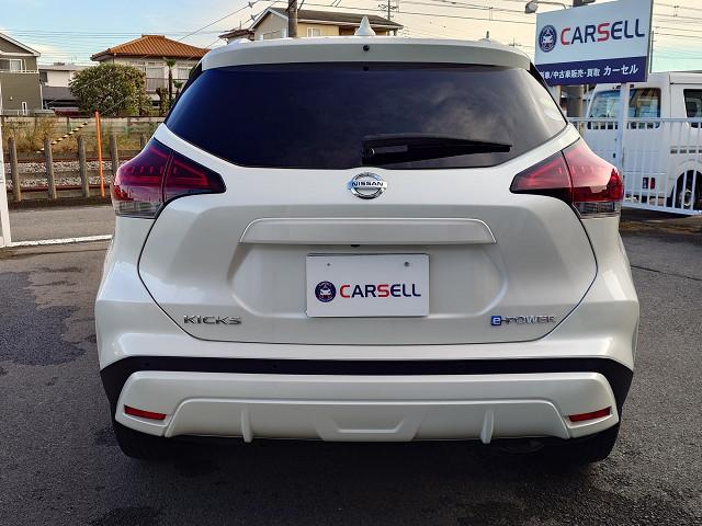 キックス Ｘ　純正９型ナビＴＶ　全方位カメラ　プロパイロット　衝突軽減　ＶＤＣ　ＬＤＷ　ＬＥＤヘッド　ハンドル／シートヒーター　ハーフレザーシート　前後コーナーセンサー　純正ドラレコ　インテリキー　ＥＴＣ　禁煙車（6枚目）