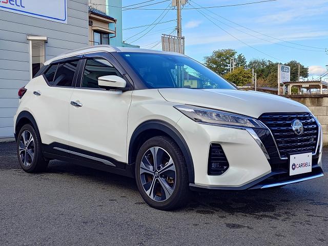 キックス Ｘ　純正９型ナビＴＶ　全方位カメラ　プロパイロット　衝突軽減　ＶＤＣ　ＬＤＷ　ＬＥＤヘッド　ハンドル／シートヒーター　ハーフレザーシート　前後コーナーセンサー　純正ドラレコ　インテリキー　ＥＴＣ　禁煙車（9枚目）