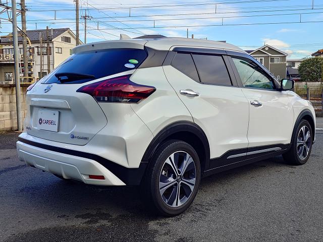 キックス Ｘ　純正９型ナビＴＶ　全方位カメラ　プロパイロット　衝突軽減　ＶＤＣ　ＬＤＷ　ＬＥＤヘッド　ハンドル／シートヒーター　ハーフレザーシート　前後コーナーセンサー　純正ドラレコ　インテリキー　ＥＴＣ　禁煙車（11枚目）