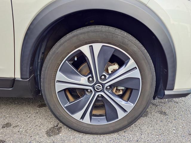 キックス Ｘ　純正９型ナビＴＶ　全方位カメラ　プロパイロット　衝突軽減　ＶＤＣ　ＬＤＷ　ＬＥＤヘッド　ハンドル／シートヒーター　ハーフレザーシート　前後コーナーセンサー　純正ドラレコ　インテリキー　ＥＴＣ　禁煙車（14枚目）