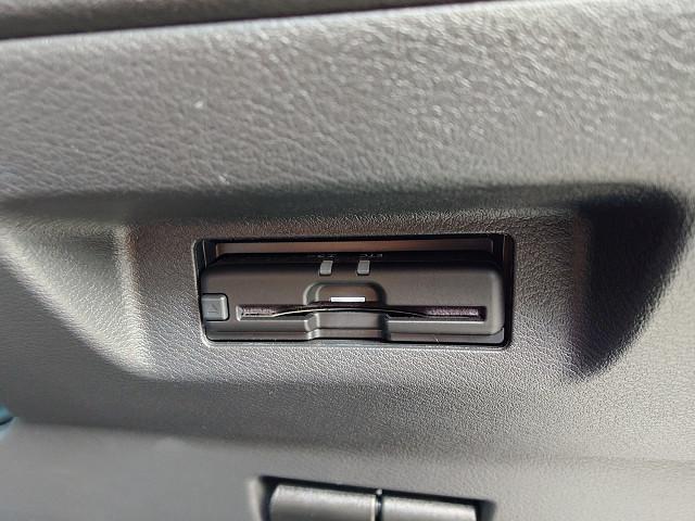 キックス Ｘ　純正９型ナビＴＶ　全方位カメラ　プロパイロット　衝突軽減　ＶＤＣ　ＬＤＷ　ＬＥＤヘッド　ハンドル／シートヒーター　ハーフレザーシート　前後コーナーセンサー　純正ドラレコ　インテリキー　ＥＴＣ　禁煙車（22枚目）