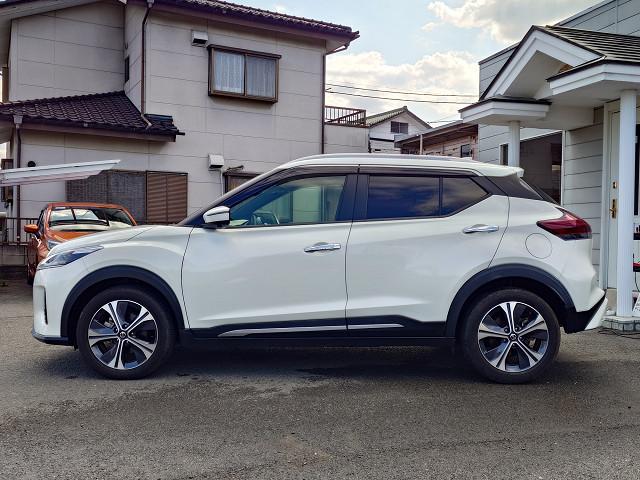 キックス X 純正9型ナビTV 全方位カメラ プロパイロット 衝突軽減 VDC LDW LEDヘッド/フォグ ハーフレザーシート 前後コーナーセンサー 純正前後ドラレコ スマートミラー インテリキー ETC 禁煙車(8枚目)