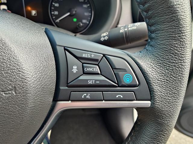 キックス X 純正9型ナビTV 全方位カメラ プロパイロット 衝突軽減 VDC LDW LEDヘッド/フォグ ハーフレザーシート 前後コーナーセンサー 純正前後ドラレコ スマートミラー インテリキー ETC 禁煙車(23枚目)