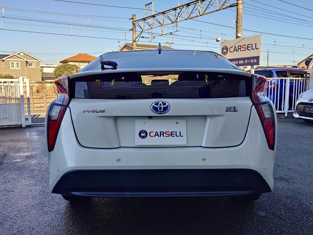 プリウス Ｓセーフティプラス　純正ナビＴＶ　Ｂカメラ　セーフティセンス　衝突軽減　レーダークルーズ　ＰＣＳ　ＬＤＡ　ＰＫＳＢ　前後センサー　ＬＥＤヘッド　パーキングアシスト　オートハイビーム　スマートキー　ＥＴＣ　ドラレコ　禁煙車（6枚目）