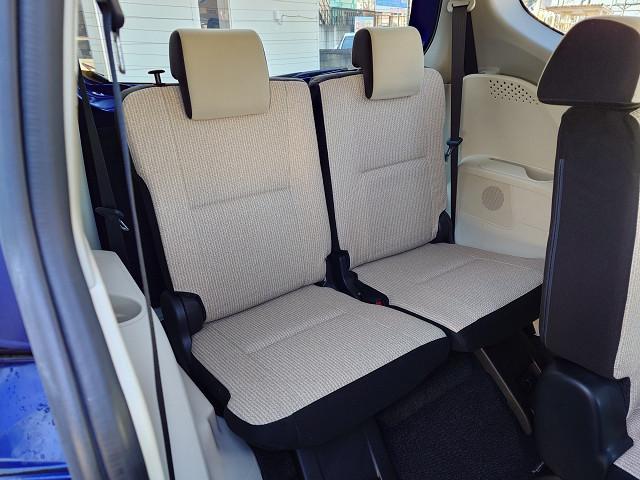 シエンタ ハイブリッドＸ　純正９型ナビＴＶ　バックカメラ　セーフティセンス　衝突軽減　ＰＣＳ　ＬＤＡ　ＰＫＳＢ　前後クリアランスソナー　スマートキー　ＬＥＤヘッド／フォグ　パワースライドドア　オートハイビーム　ＥＴＣ　禁煙車（19枚目）