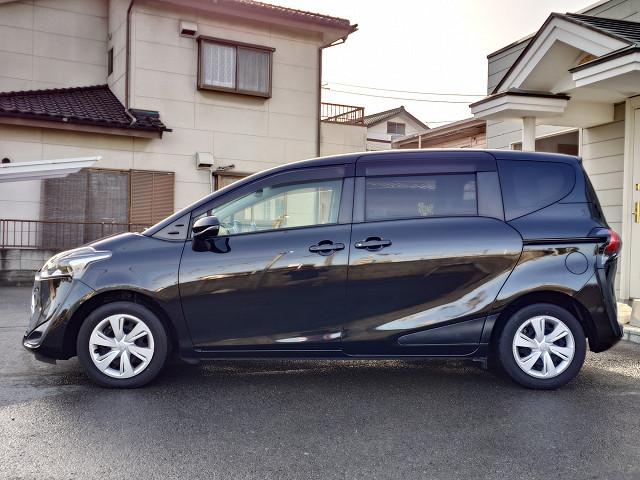 シエンタ ファンベースG セーフティーエディション 純正ナビTV 全方位カメラ セーフティセンス 衝突軽減 LDA PKSB 前後センサー 両側パワースライド ハンドル/シートヒーター ハーフレザーシート ETC LEDヘッド スマートキー 禁煙車(8枚目)