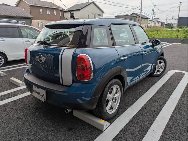 ＭＩＮＩ ワン　クロスオーバー　／社外ナビ／バックカメラ／テレビ／純正１６インチアルミホイール／ヘッドライトＨＩＤ／エアコン／キーレス／（8枚目）