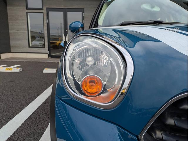 ＭＩＮＩ ワン　クロスオーバー　／社外ナビ／バックカメラ／テレビ／純正１６インチアルミホイール／ヘッドライトＨＩＤ／エアコン／キーレス／（18枚目）