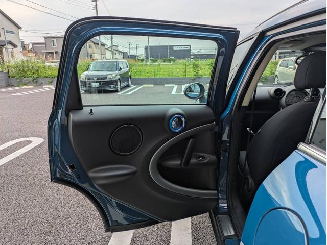 ＭＩＮＩ ワン　クロスオーバー　／社外ナビ／バックカメラ／テレビ／純正１６インチアルミホイール／ヘッドライトＨＩＤ／エアコン／キーレス／（34枚目）