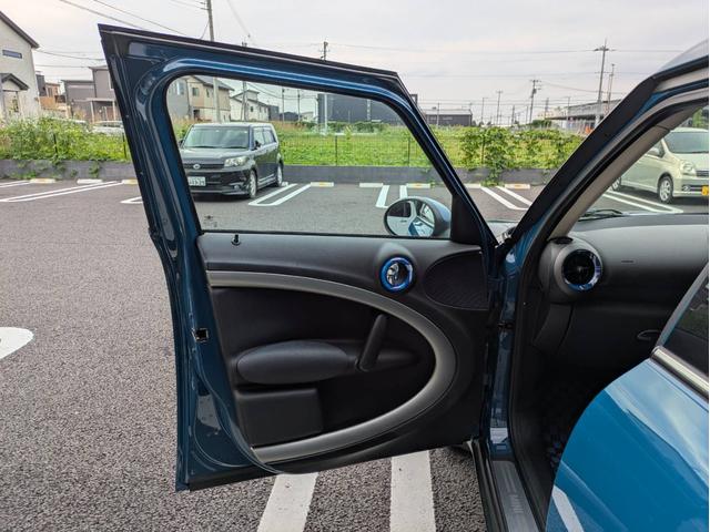 ＭＩＮＩ ワン　クロスオーバー　／社外ナビ／バックカメラ／テレビ／純正１６インチアルミホイール／ヘッドライトＨＩＤ／エアコン／キーレス／（37枚目）