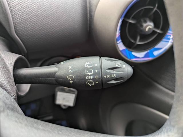 ＭＩＮＩ ワン　クロスオーバー　／社外ナビ／バックカメラ／テレビ／純正１６インチアルミホイール／ヘッドライトＨＩＤ／エアコン／キーレス／（42枚目）