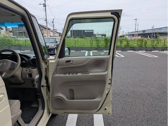 Ｎ－ＢＯＸ Ｇ・Ｌパッケージ　／純正ナビ／バックカメラ／ワンセグＴＶ／左側電動スライドドア右側スライドドア／オートエアコン／キーレス／（27枚目）