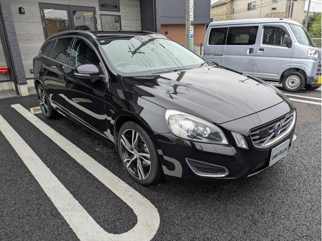 Ｖ６０ Ｔ４　ディスプレイオーディオ／本革シート／社外１８インチアルミホイール／ヘッドライトＬＥＤ／オートエアコン／キーレス／（10枚目）