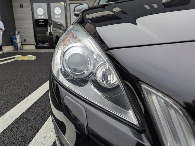 Ｖ６０ Ｔ４　ディスプレイオーディオ／本革シート／社外１８インチアルミホイール／ヘッドライトＬＥＤ／オートエアコン／キーレス／（18枚目）