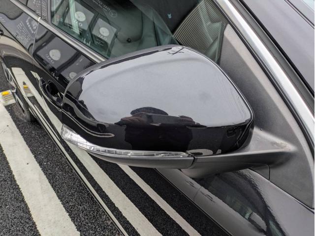 Ｖ６０ Ｔ４　ディスプレイオーディオ／本革シート／社外１８インチアルミホイール／ヘッドライトＬＥＤ／オートエアコン／キーレス／（22枚目）