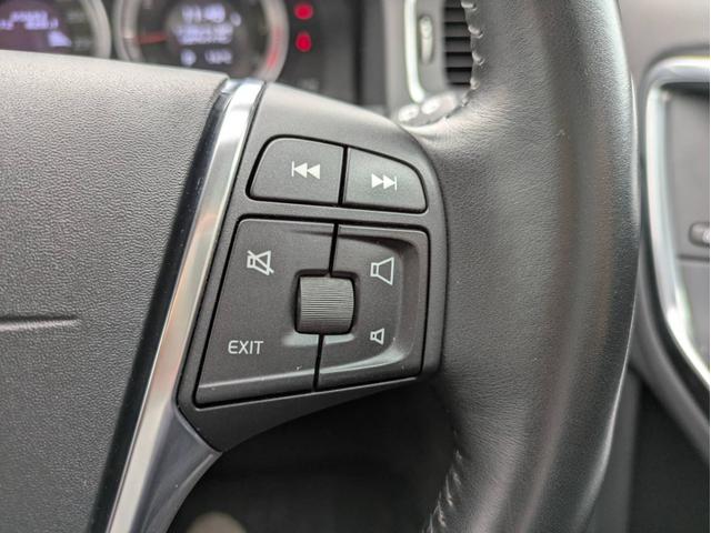 Ｖ６０ Ｔ４　ディスプレイオーディオ／本革シート／社外１８インチアルミホイール／ヘッドライトＬＥＤ／オートエアコン／キーレス／（44枚目）
